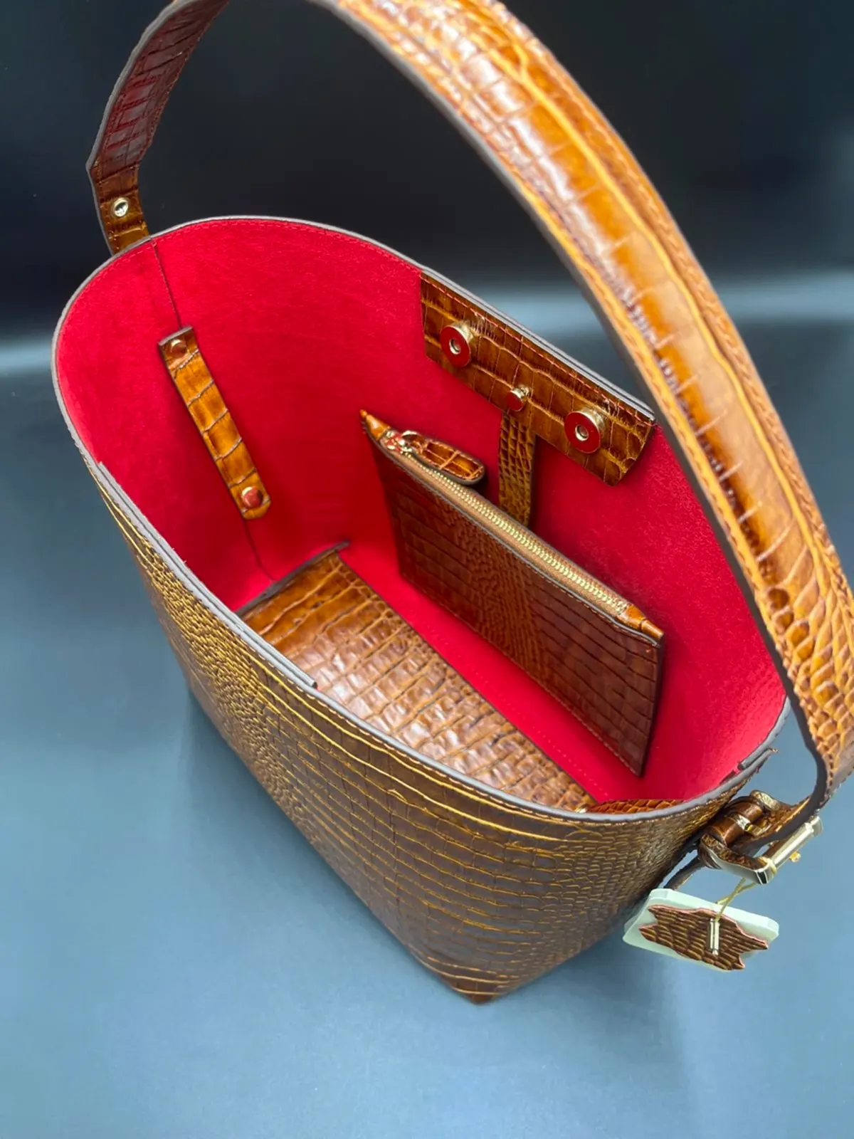 La moda Omuz Askılı Hakiki Deri Kadın Çantası